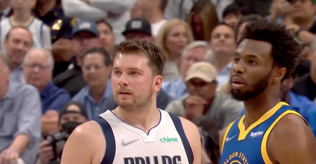 勇士53分惨败刷新十项纪录,勇士拒绝2比2