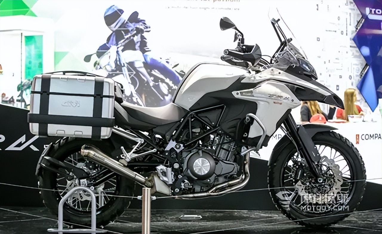 benelli贝纳利trk502巡航摩托车,贝纳利2020年款trk502降价登场