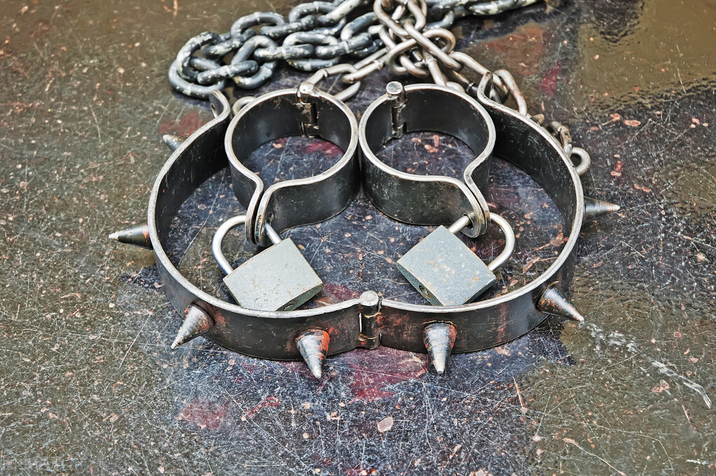 经济案件拘留最长时间是多久,打架重伤最长拘留多久才判刑