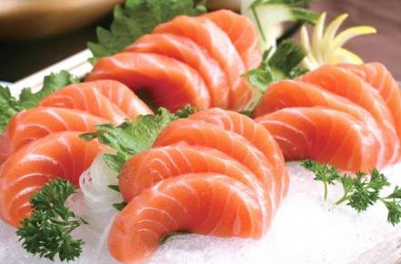 故事：湖北55岁男子病从口入，孕出成千上万虫卵，肚子竟成虫窝