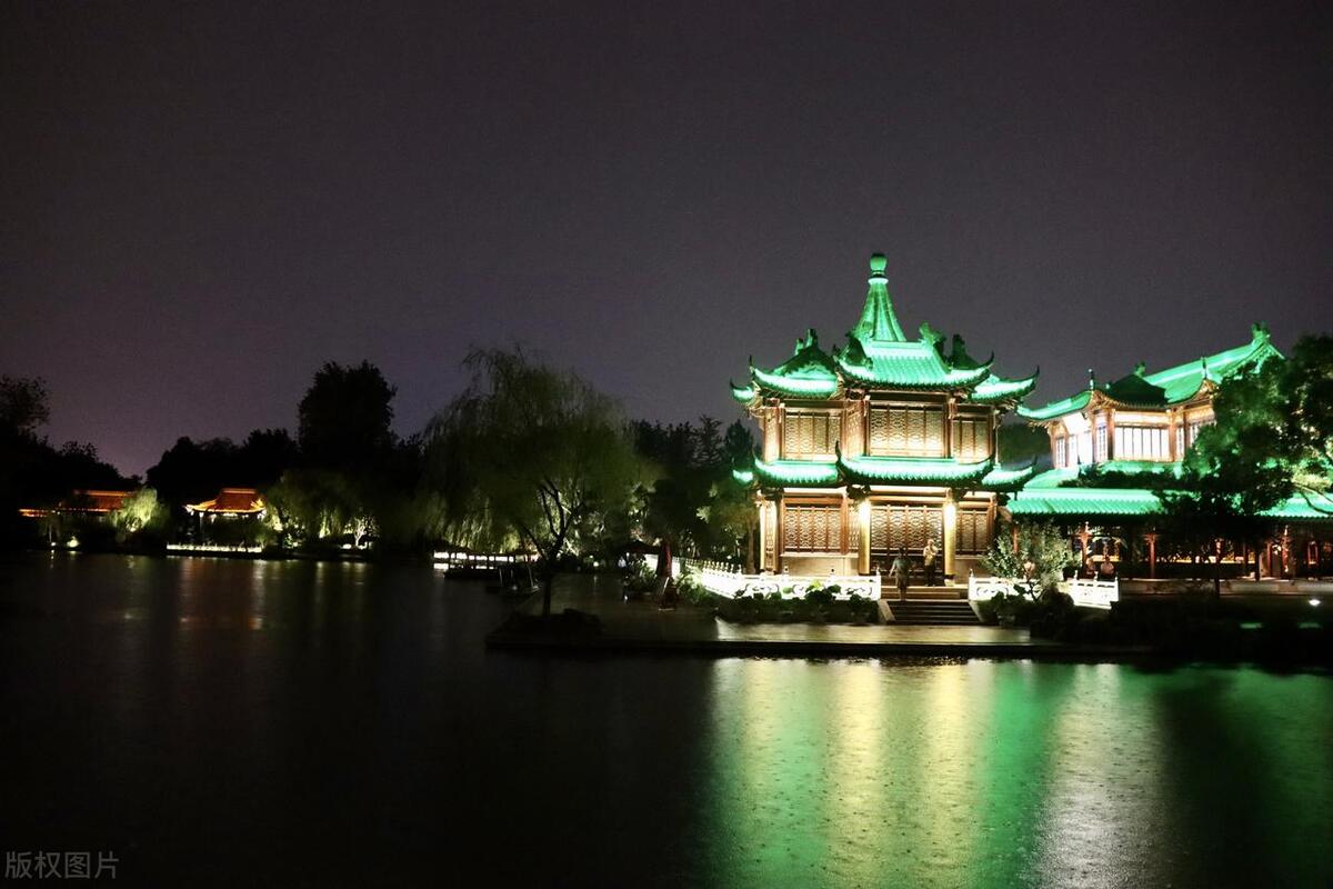 瘦西湖旅游现状,瘦西湖重新开放夜游