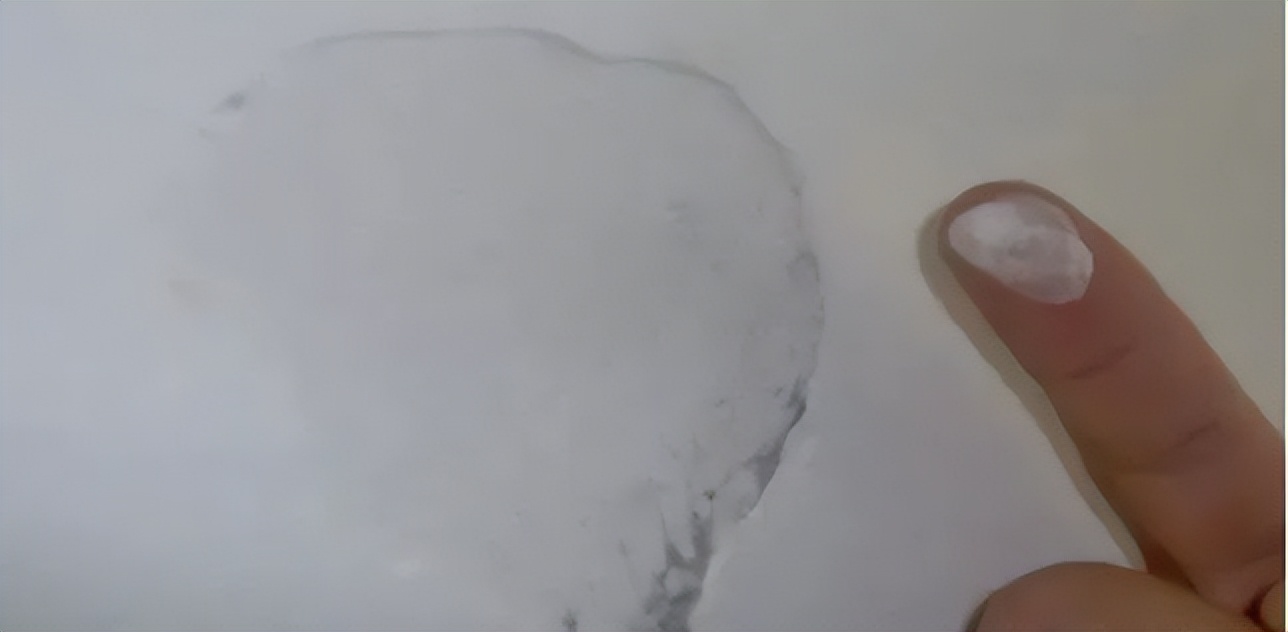 外墙腻子掉粉,腻子打磨后掉粉正常吗