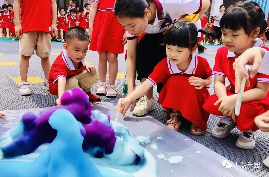 童心未泯欢度六一,童心向党放飞梦想六一儿童节