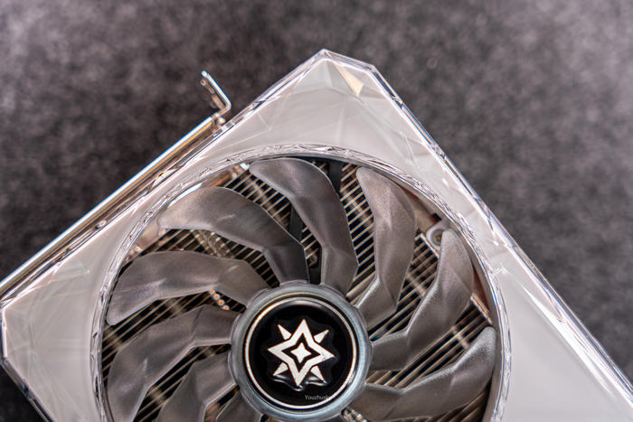 影驰rtx4070星耀显卡,影驰geforcertx30708g旗舰显卡