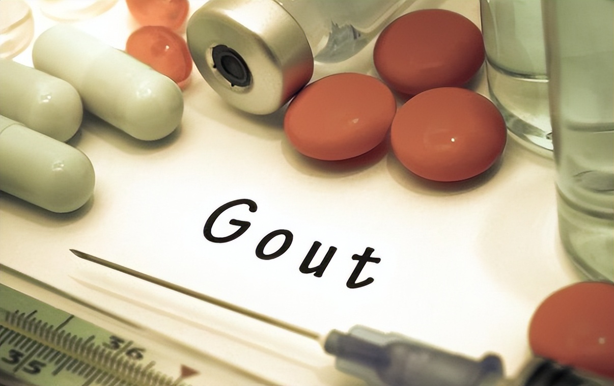 尿酸高有哪些症状该怎么治疗,心衰尿酸高吃啥药尿酸能降下来