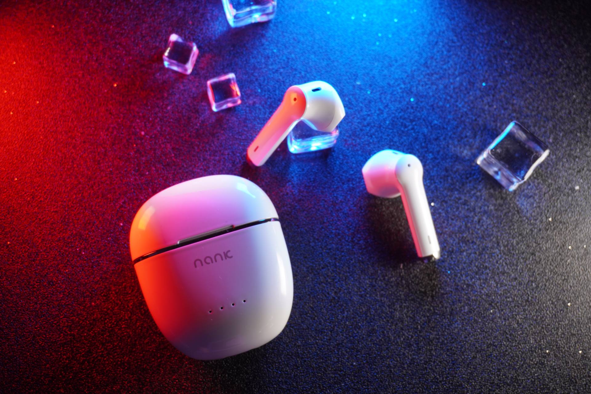 现在最新蓝牙耳机版本,目前蓝牙耳机最新版本