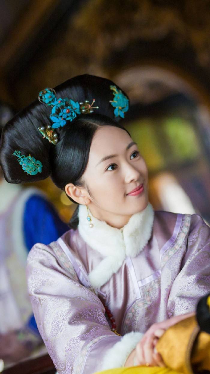 嫁人即翻身？从丑闻女主到逆袭视后，童谣身后的故事从没那么简单