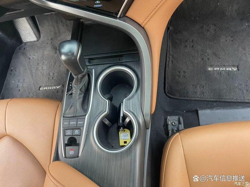 2010买的凯美瑞开了6万公里,入手4000公里的凯美瑞