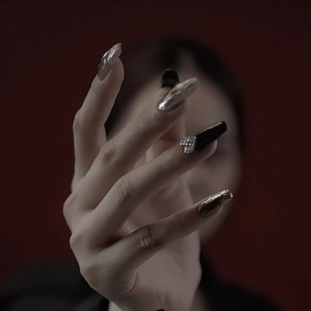 固甲油的使用方法,洗甲油使用方法