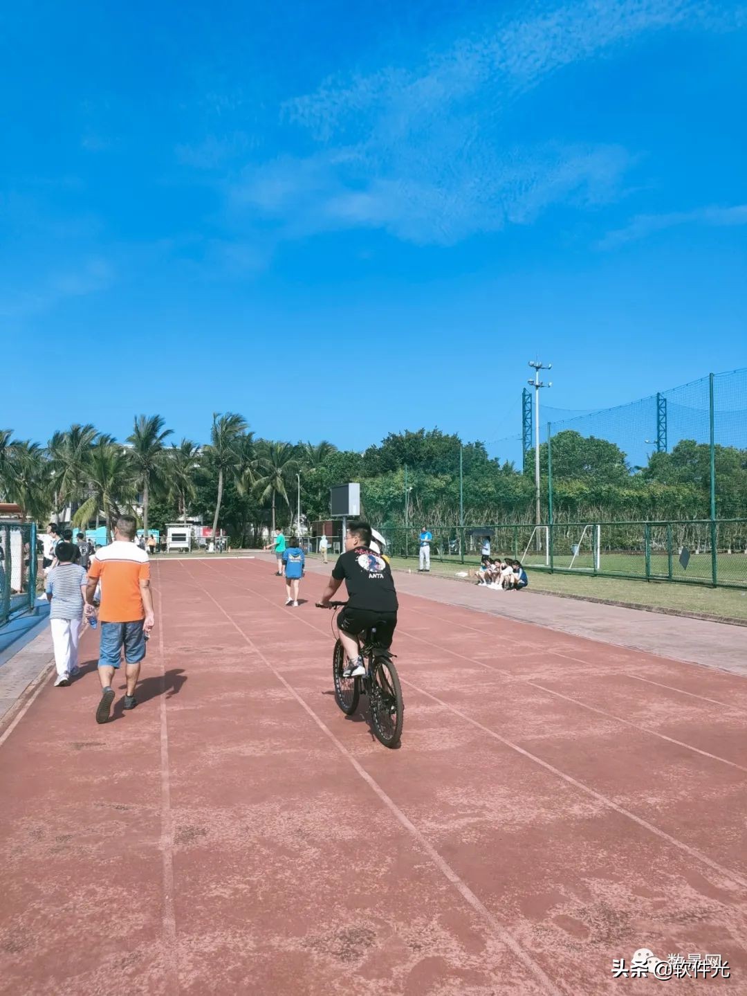 海口世纪公园晚霞,海口十大纪实摄影作品