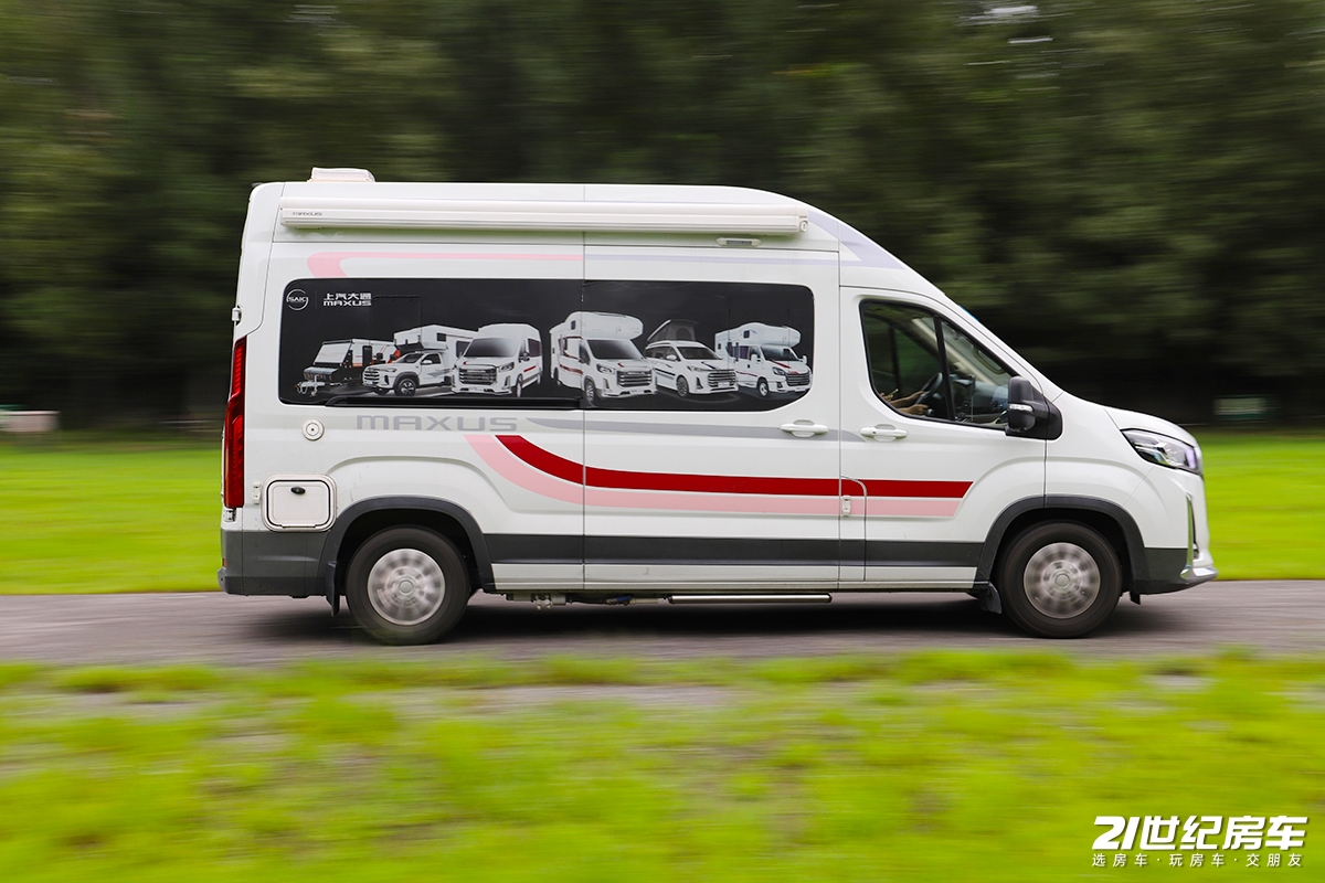 上汽大通旅行家旗舰版与豪华版,上汽大通旅行家v100车主评测