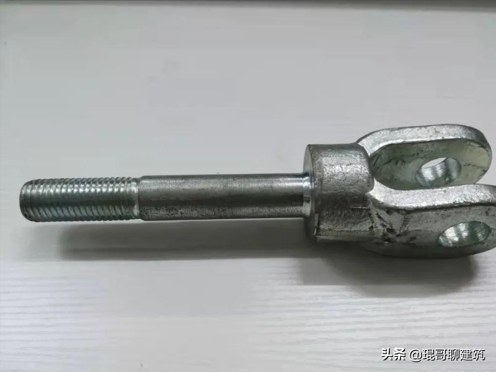 新型悬挑架全套图纸大全集,新型悬挑架半预埋和穿墙哪个安全