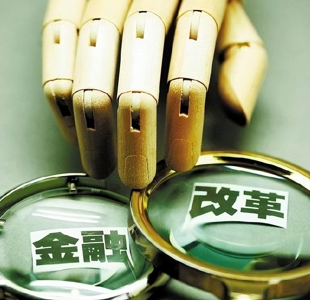 中方抛售千亿美债,做空华尔街对中国影响