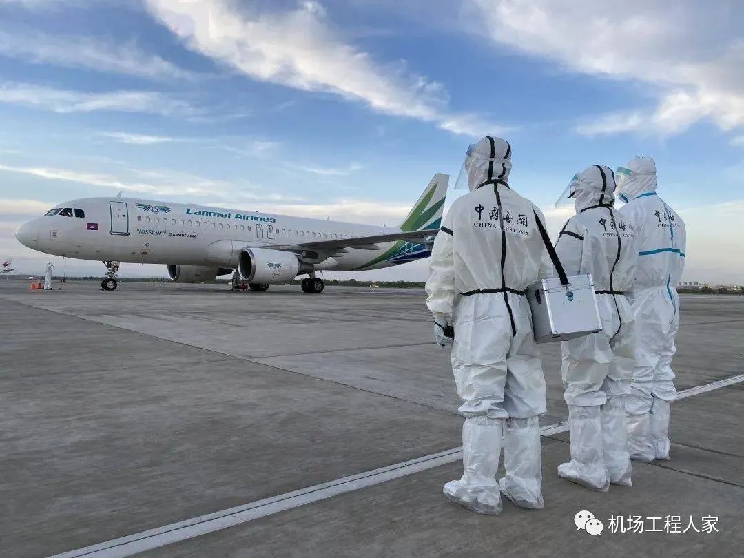 为啥国际航班更不容易颠簸,航班靠桥率低的原因