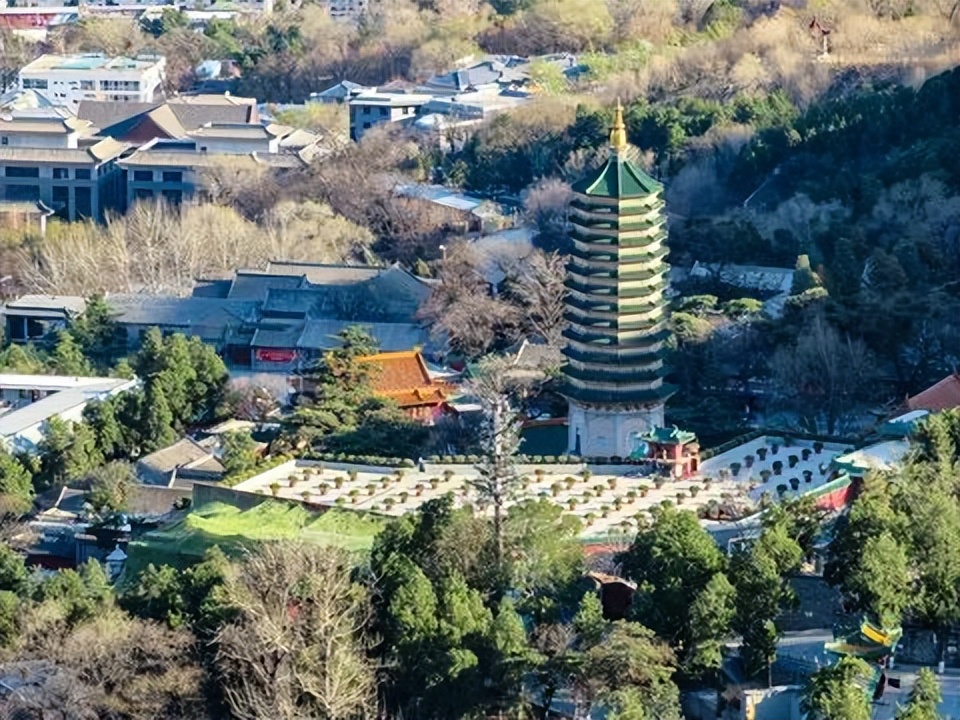 北京塔在什么地方,全世界最大的北京塔