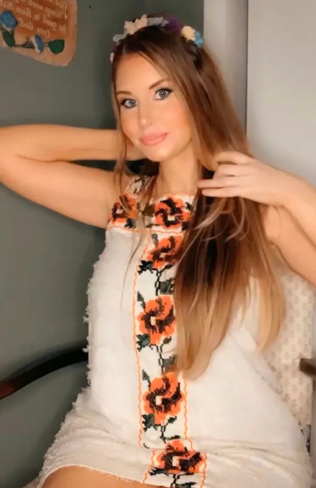 美国女子天生有双生殖器官,可以一个月内怀上两个孩子