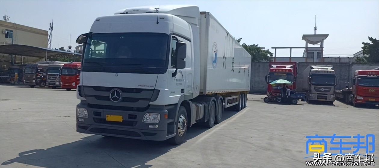 每年花11万元租奔驰Actros跑运输划不划算？看看这位卡友怎么说