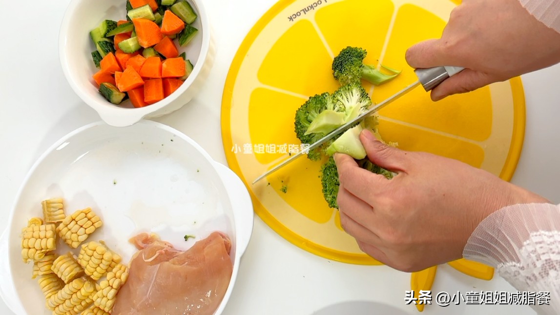 减肥吃两斤鸡胸肉,减肥吃一斤鸡胸肉可以吗