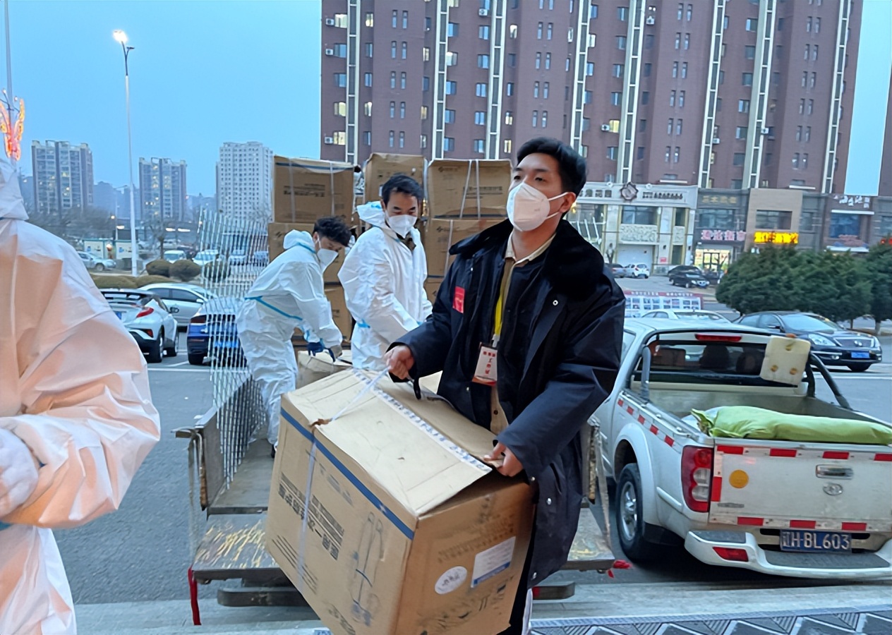 青年堪当大任 (青年要堪当大任)