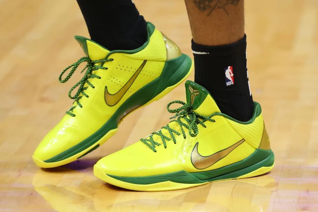 欧文和乔治球鞋,保罗和欧文球鞋