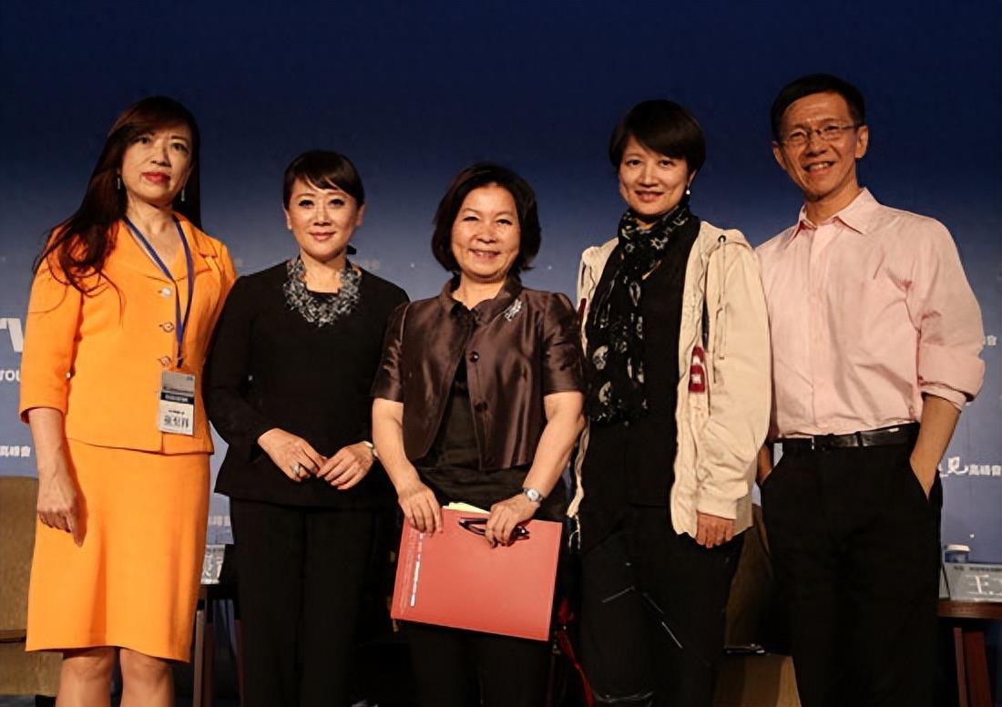 星名美津纪从手到脚的照片,日本明星美津纪