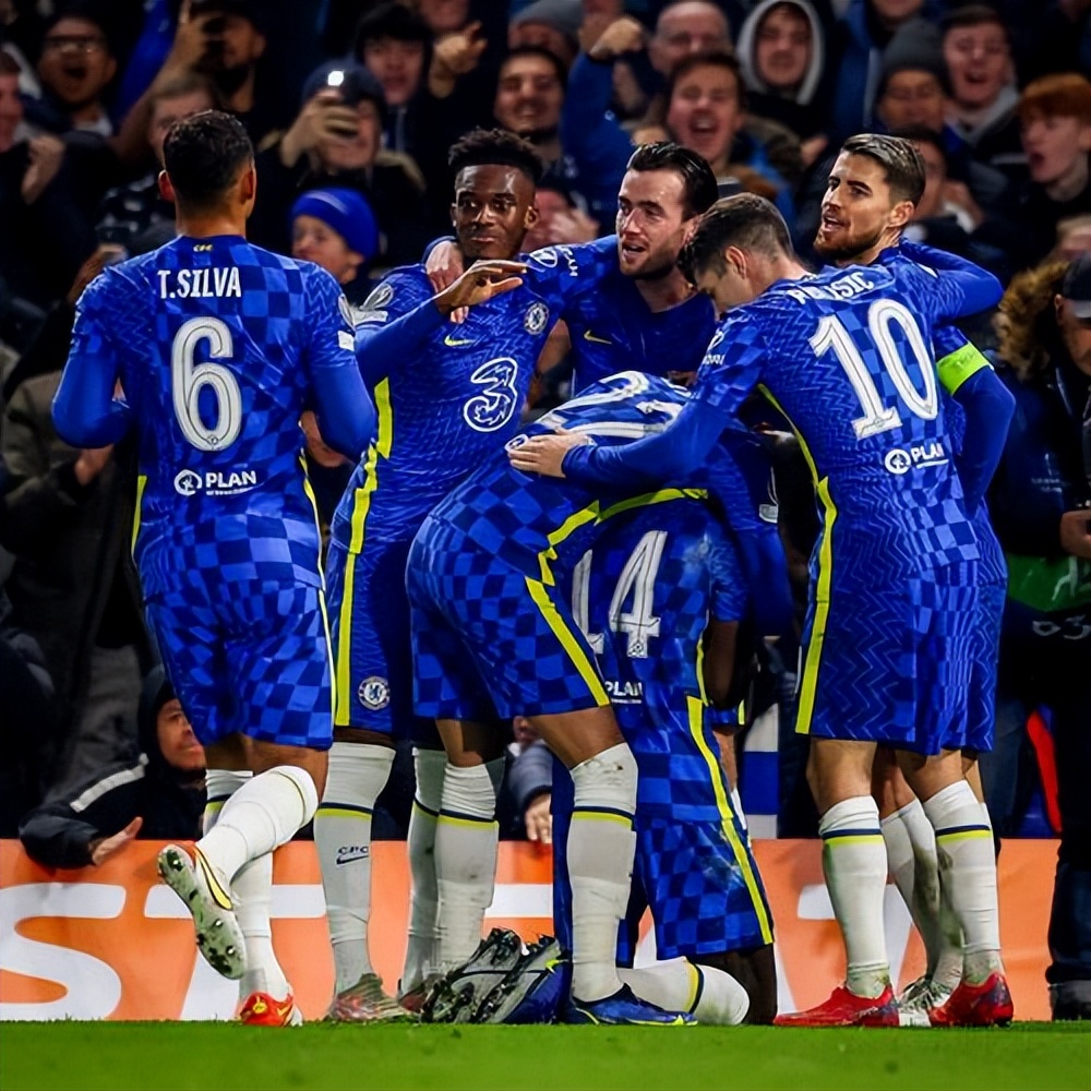 英超积分榜阿森纳领跑,英超积分榜阿森纳1-1领跑