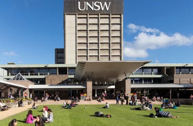 为什么有人说英国澳洲留学不值得,英国留学和澳洲留学研究生哪个好