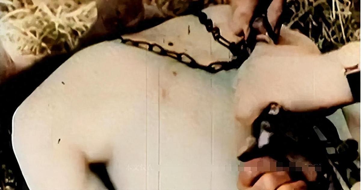 变态的纳粹德国,*光脱**犹太人女人衣服,集体*杀屠**!