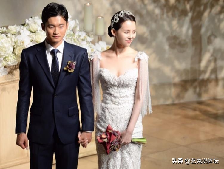 世界杯卡塔尔韩国女团,卡塔尔世界杯太太团