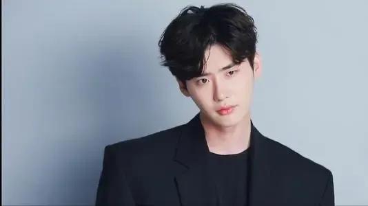 李钟硕林允儿新剧播完了吗,李钟硕林允儿新剧定档哪里播