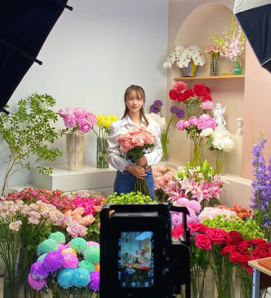 鲜花电商还能做吗,鲜花行业不景气要改行吗