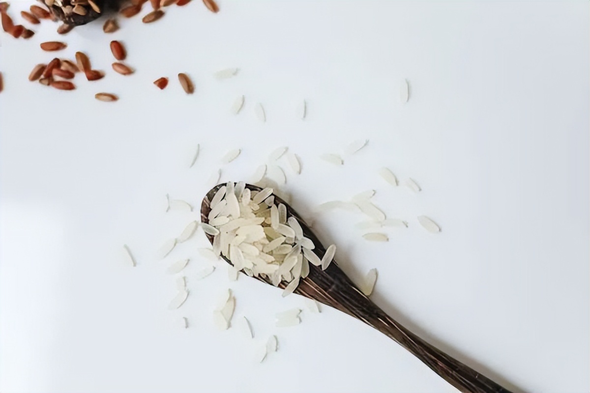 五常大米和泰国香米哪个是假的,假五常大米掺假怎么检测