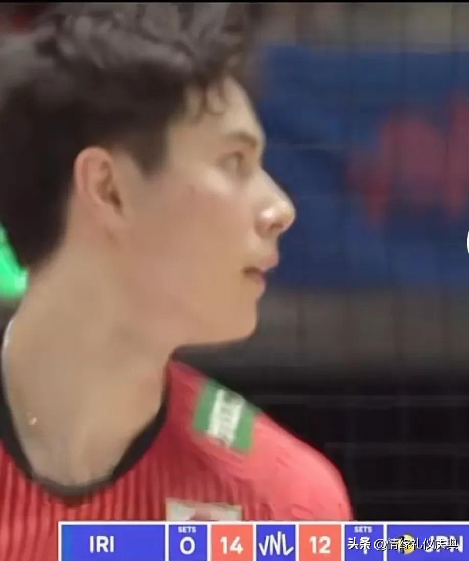 男足和男篮男排差距有多大,中国男足中国男篮中国男排