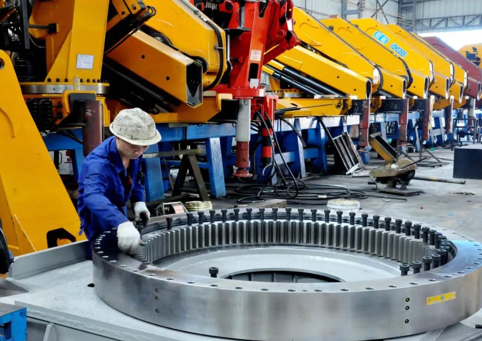 2023就业前景最好的十大热门专业,2023各大学专业就业前景排名