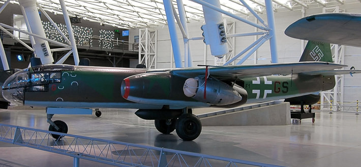 希特勒的“喷气重锤”——二战德国Ar-234喷气式轰炸机全传