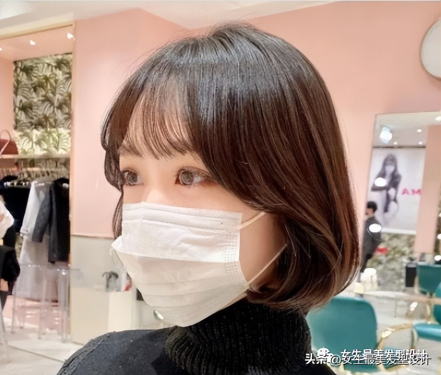 烫短发内扣的步骤,烫外翻内扣卷发教程短发