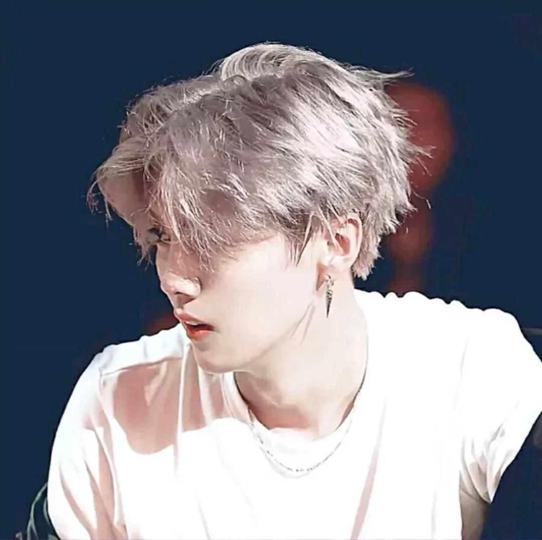 爱豆头像圆形,发你家爱豆的头像