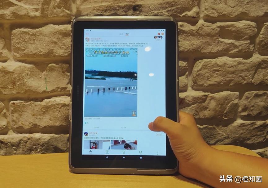 10年前的安卓平板怎么变成显示器,10多年前的平板