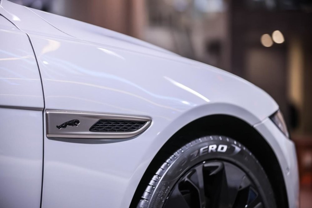 2021款捷豹xflp250加速实测,捷豹xfl200p和250p动力区别