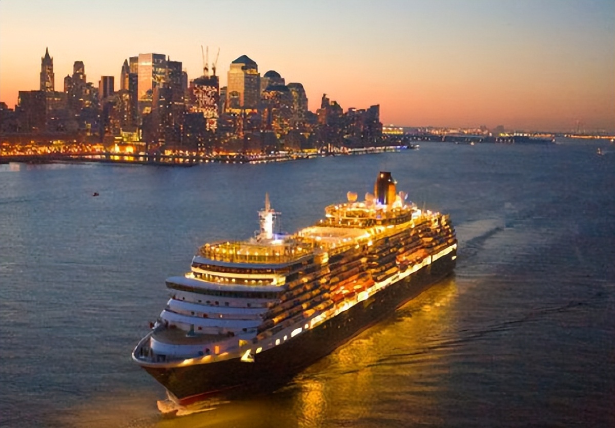 世界最新十大豪华邮轮排名,世界顶级豪华游轮排名前十名