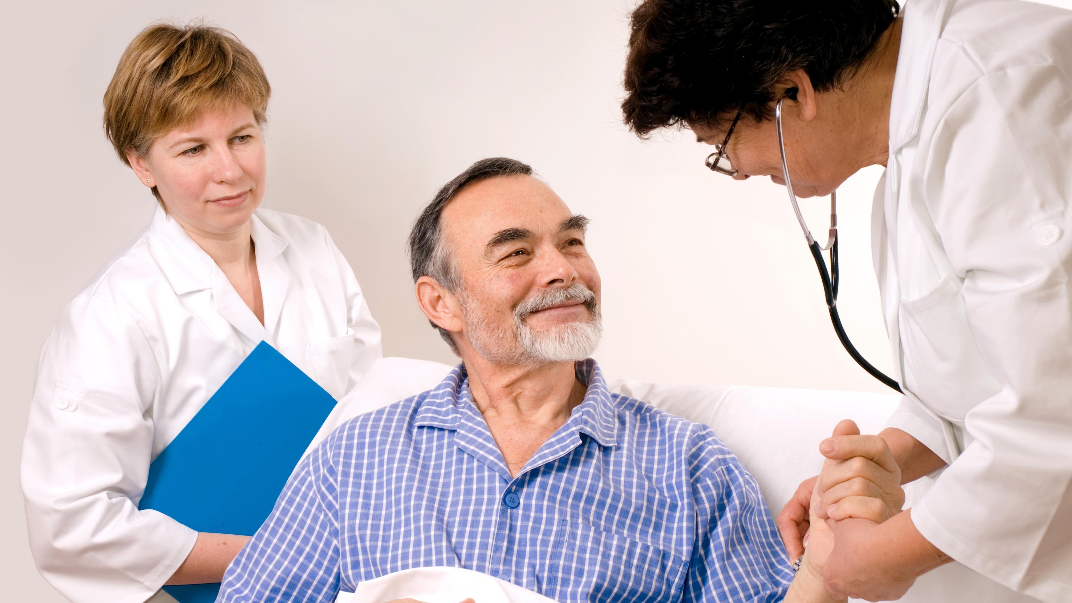 哪些药物不宜嚼碎或掰开,提醒这些药掰开吃无效或有毒