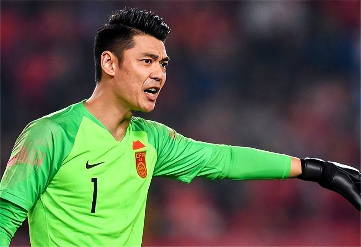 恒大门将曾诚国家队,恒大队长曾诚完整版