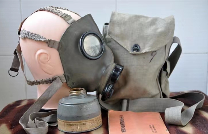 兵器发展概况之防化器材和化学战剂