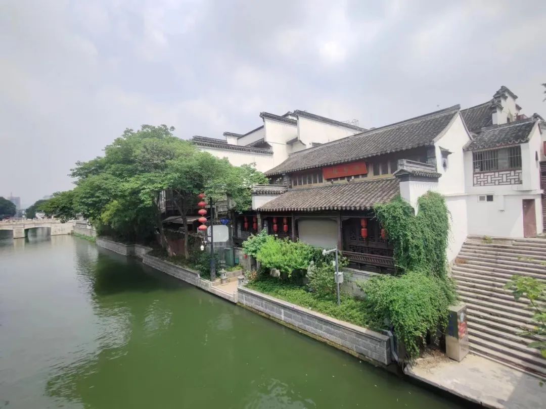 旧时王谢堂前燕出自南京吗,六朝古都旧时王谢堂前燕