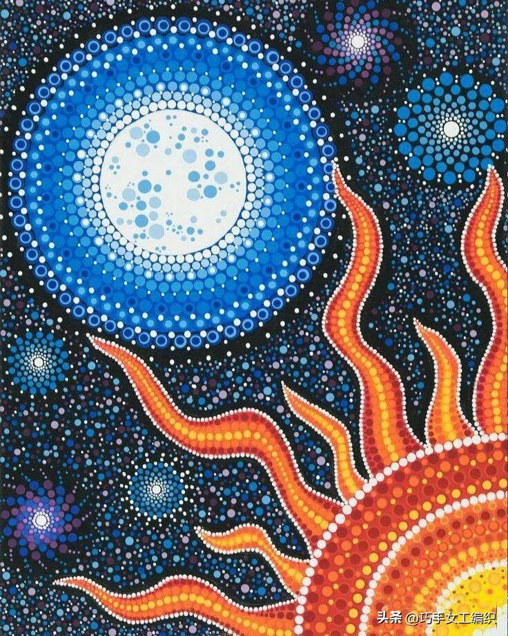 她用粗细不同的铅笔，棉签，牙签，筷子…竟把家里的旧物翻了个新