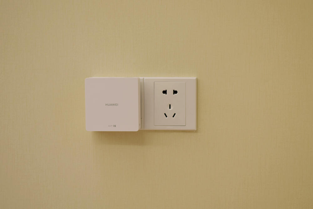 华为路由h6值得买吗,华为路由器h6母路由器有wifi功能吗