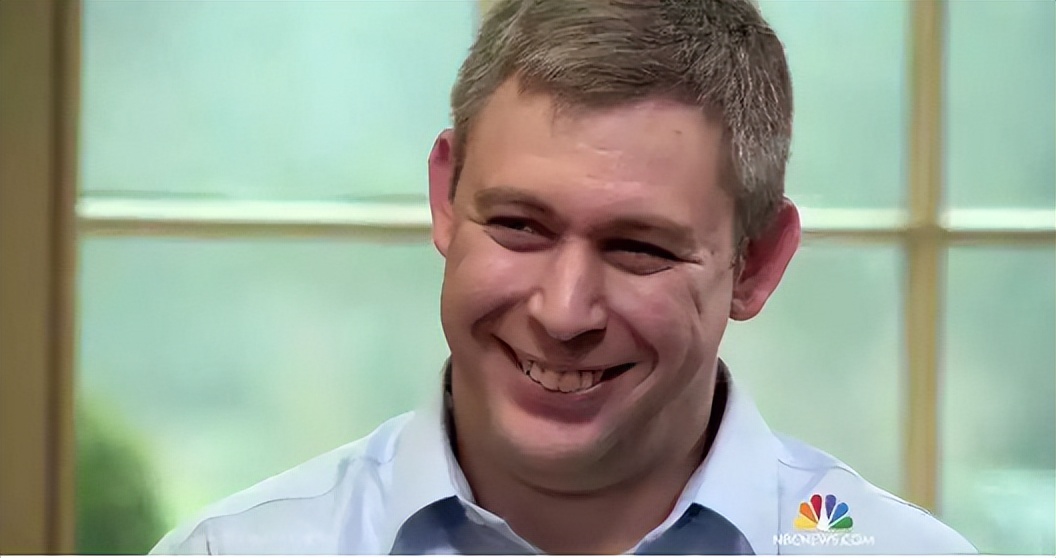 幽灵男孩“死亡”13年，遭护工非人虐待、性侵，没想到他早就醒了