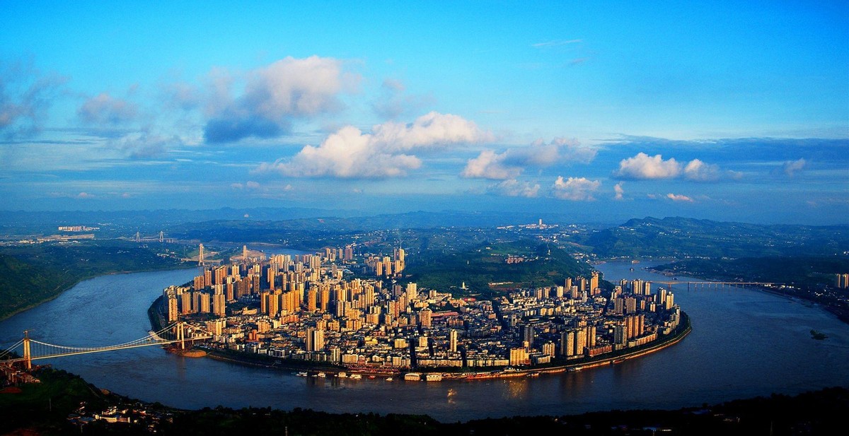 重庆斥资16亿打造游乐园，开业九年破产，现在无人问津