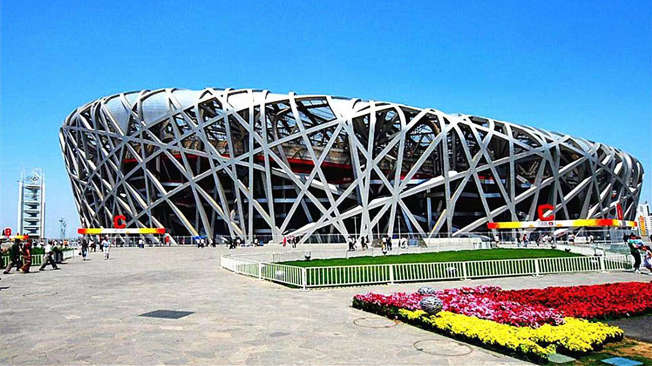 引起热议耗资34亿建造的鸟巢,当年修建鸟巢花了34亿