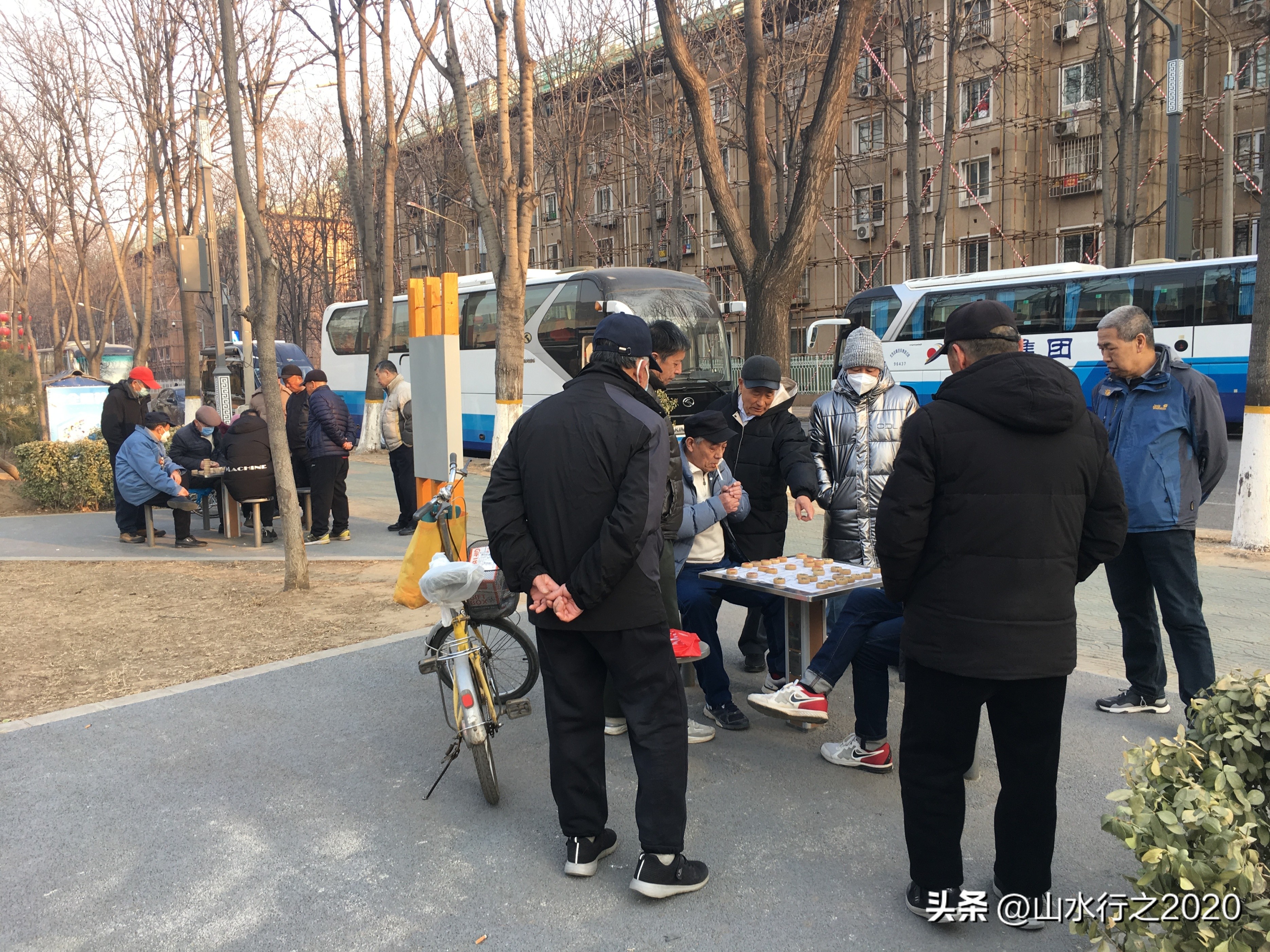 怎样缓解妈妈的孤独,如何排解父母给自己的压力